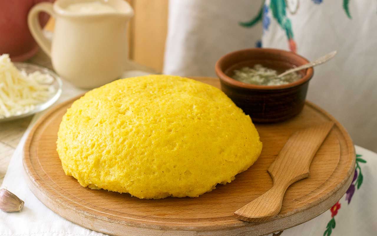 Kermainen suomalainen maissipiirakka: helppo, edullinen ja herkullinen resepti