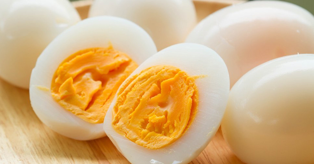 Valmistamme rikkautta tuovan salaatin ”Kolikko” — kun Punainen Hevonen näkee sen pöydällä, se sirottelee rahaa — resepti