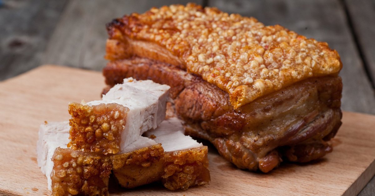 Näin marinoin raakaa pekonia juhlapäiviksi. Se tulee maukkaaksi, mehukkaaksi ja rapeaksi.