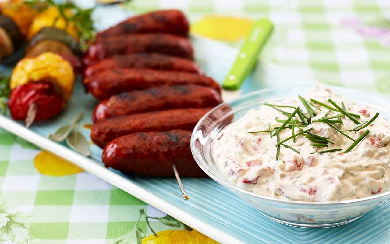 suomalainen keittiö kotona: helppo resepti aidon boscaiole-kastikkeen valmistamiseen