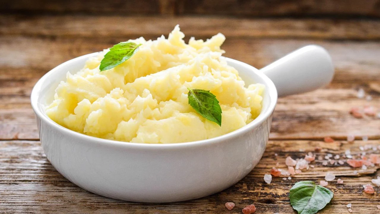 Emme käytä tätä ainesosaa juuri lainkaan, mutta se parantaa perunamuusin makua, kun sitä tarjoillaan härän hännän ja artisokan kanssa.