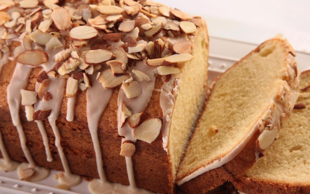 Gluteeniton manteli- ja appelsiinikakku: terveellinen jouluherkku, josta tulet varmasti pitämään