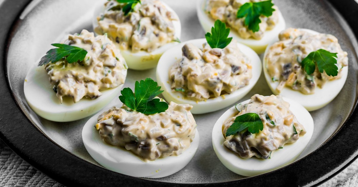 Täytettyjen munien resepti – yksinkertainen ja herkullinen klassikko Carlos Arginianolta