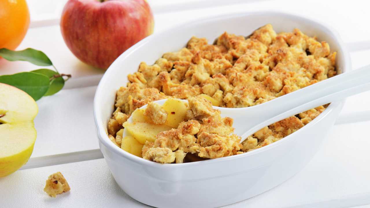 Resepti: omenakramble – yksinkertainen jälkiruoka, jolla on rikas historia