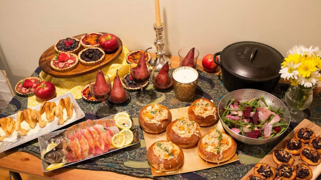 Jouluillallinen, kuten tässä maassa.