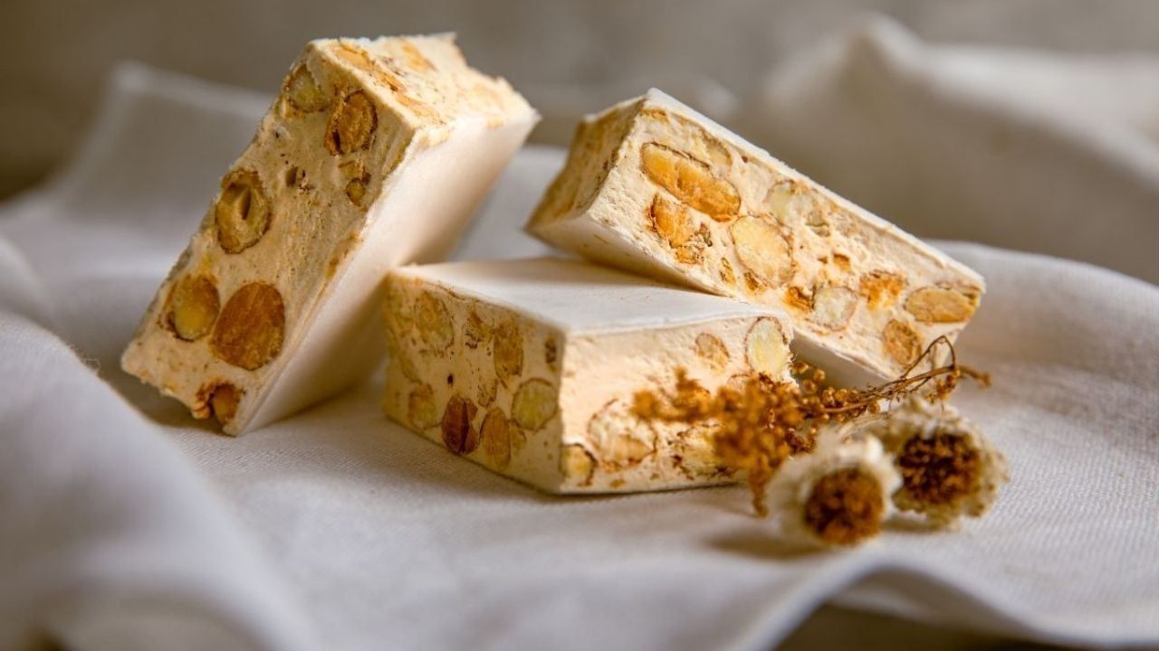 Supermarketissa: vinkkejä hyvän mantelinougaden valintaan