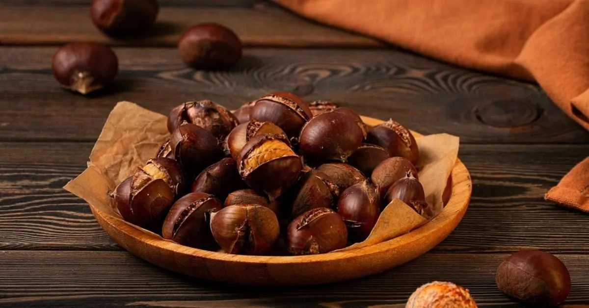 Gluteeniton, vegaaninen ja erittäin helppo: kuinka valmistaa täydellinen suomalainen kastanjapiirakka syksyksi