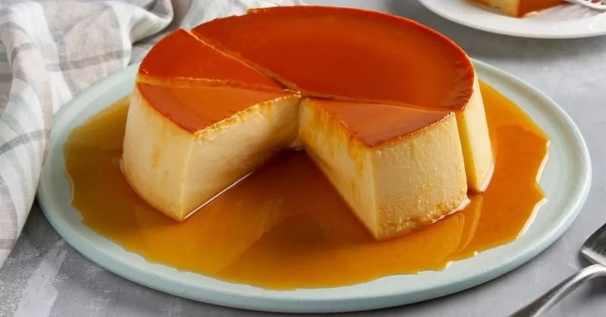 Terveellinen flan tehosekoittimessa: appelsiininkuorella, helppo valmistaa ja valmis muutamassa minuutissa.