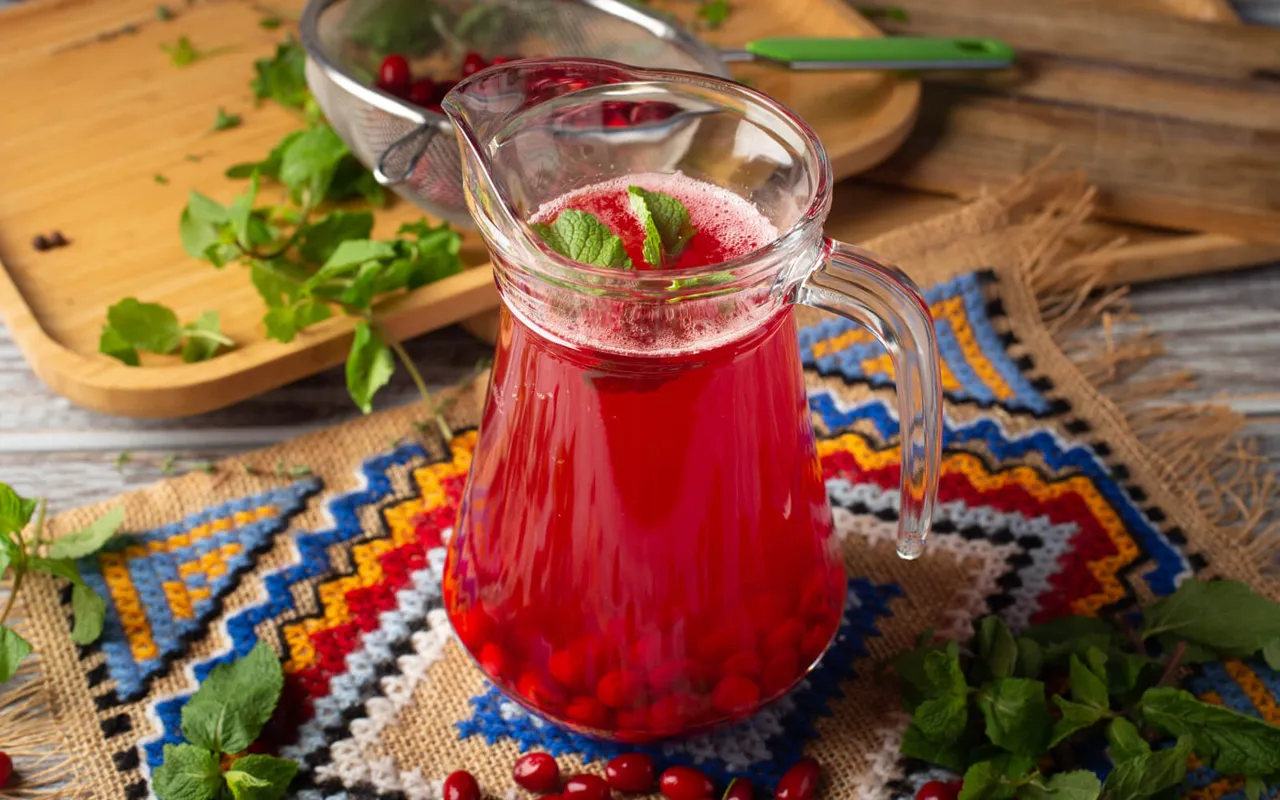 Tämä lisäys muuttaa perinteisen jouluisen kompotin täysin. Jopa isoäiti myöntää, että tämä on paras vaihtoehto.