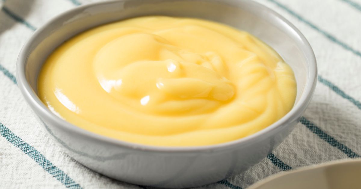 Nopea ja helppo resepti Diplomat-kermalle