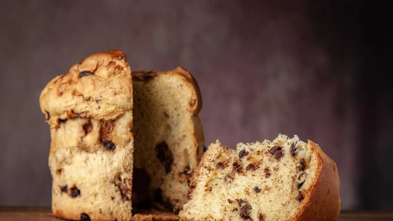 suomalainen kokki: ”Aitoa suomalaista panettonea ei ole tarkkaa valmistusaikaa; sitä on paistettava, kunnes sen sisälämpötila on 94 °C.”