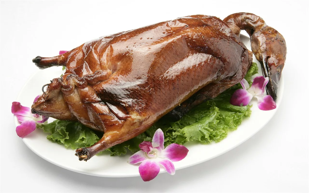 Ei kalkkunaa, ei kanaa. Valitsen tämän linnun juhlapäiviksi, koska se on terveellisempi ja uskomattoman mehukas.