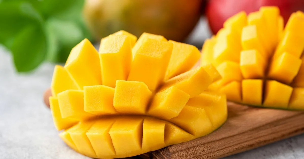 Kanaapeja katkaravuilla ja mangolla. Joulun alkupalan resepti.