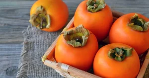 Eksoottinen kaki-marja: onko se todella niin terveellistä kuin sanotaan – selvitämme asiaa ravitsemusterapeutin kanssa