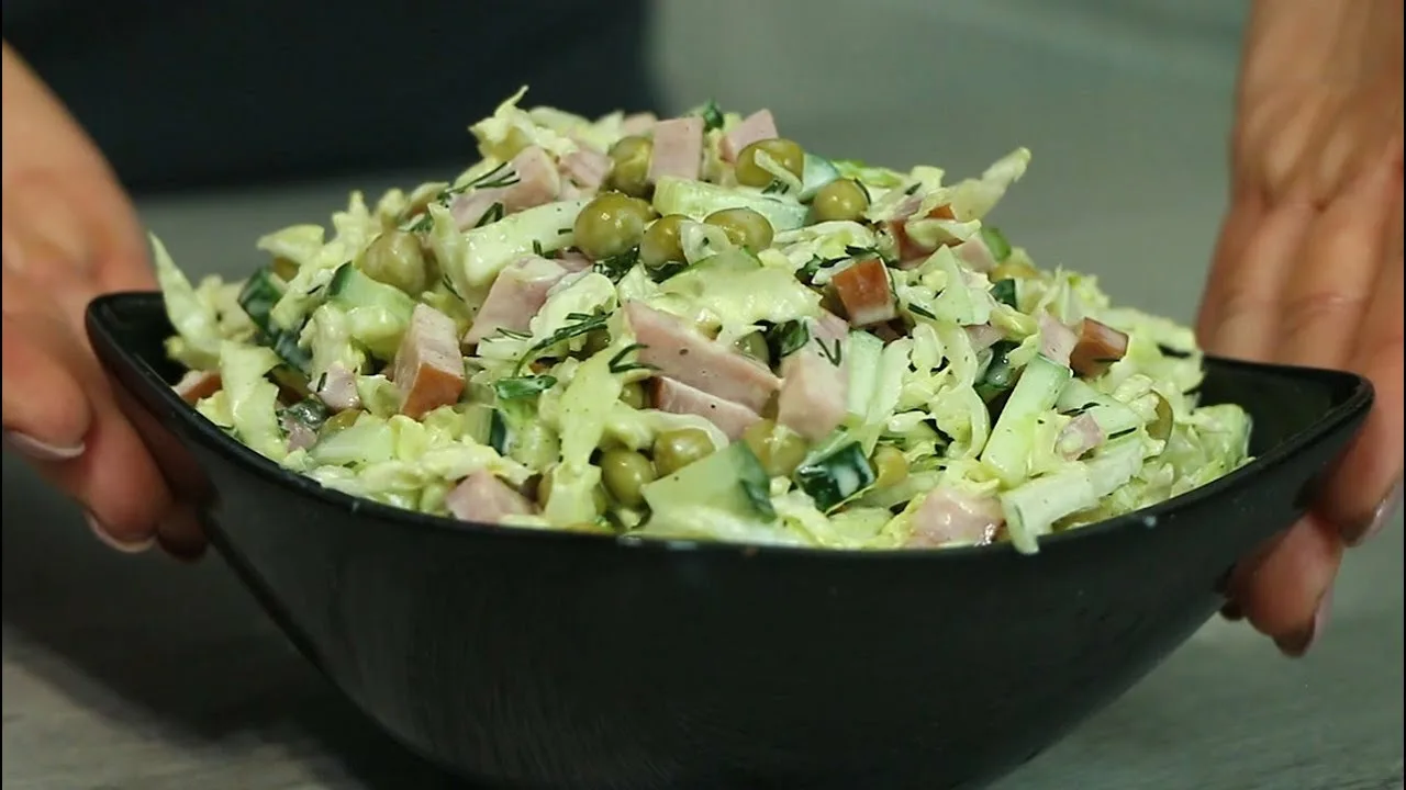 Kinkku- ja hernesalaatti