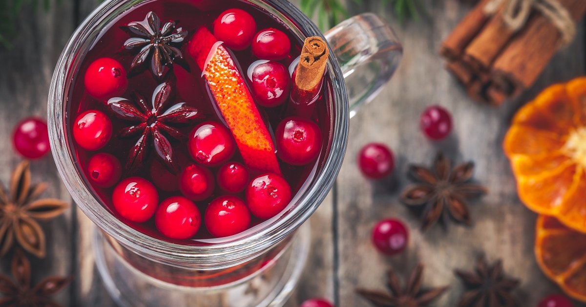 Joulupunsch-mousse: alkuperäinen ja juhlava kausijälkiruoka