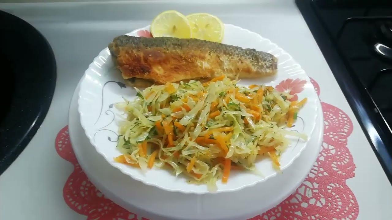 Tämä on paras salaatti paistetulle karpille. Yksi ainesosa tehostaa makua.