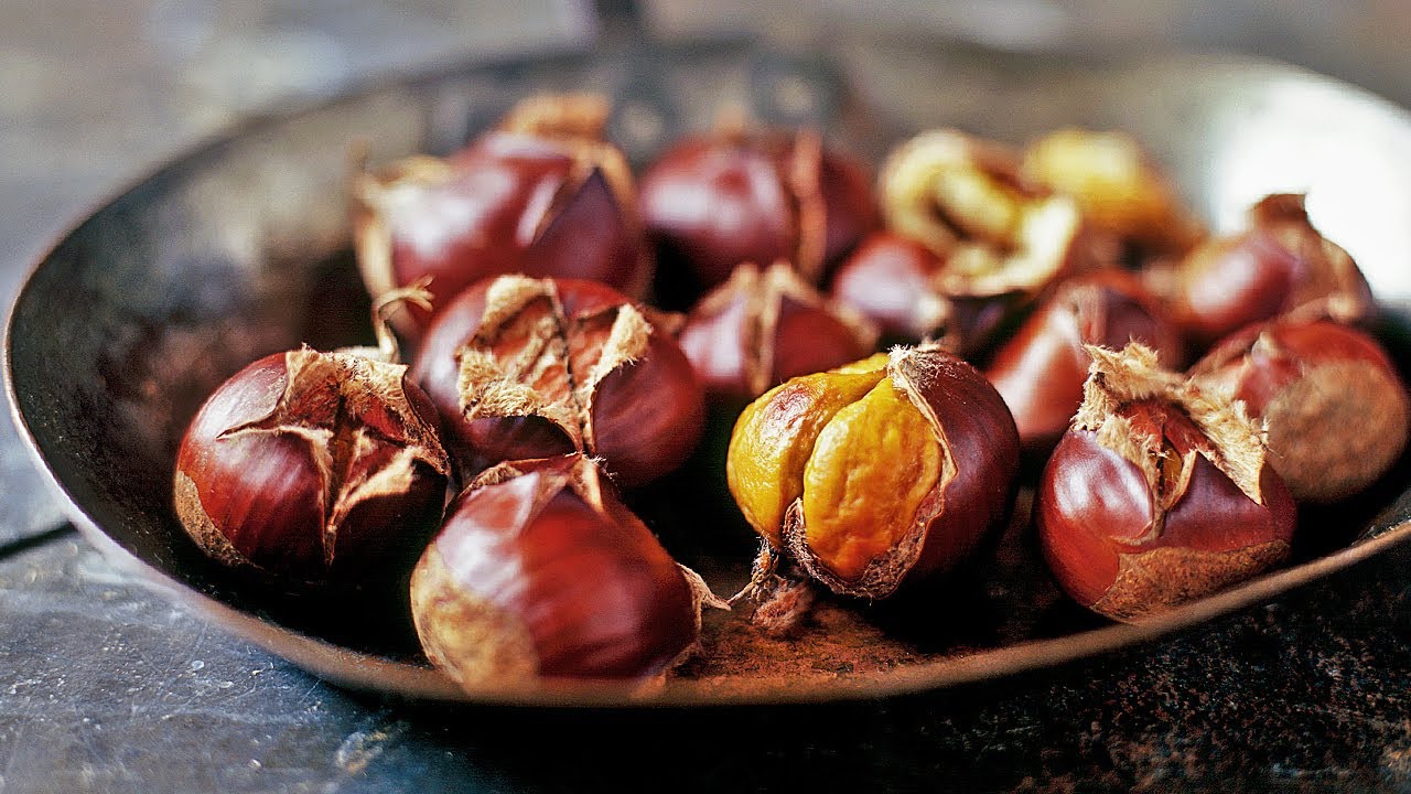 Ilmauunissa paistetut kastanjat: maistuvat samalta kuin joulumarkkinoilla.