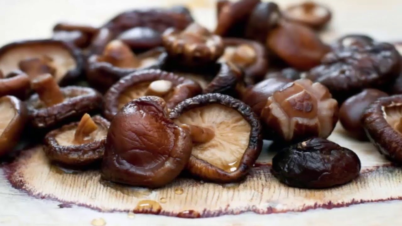 Kotitekoinen foie gras: edullinen patee, joka valloittaa jopa gourmet-herkuttelijat, on helppo valmistaa, yksinkertainen ja maultaan yhtä hyvä kuin luonnollinen.