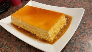 Kuinka valmistaa herkullinen nougat-flan ilman uunia: helppo resepti jouluherkulle