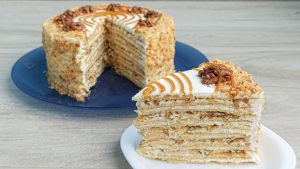 Erittäin herkkä, suussa sulava. Ihanteellinen marcipanikakku jouluksi.