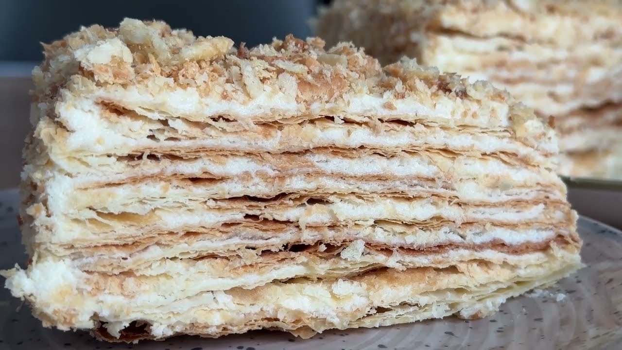 Erittäin herkkä, suussa sulava. Ihanteellinen marcipanikakku jouluksi.