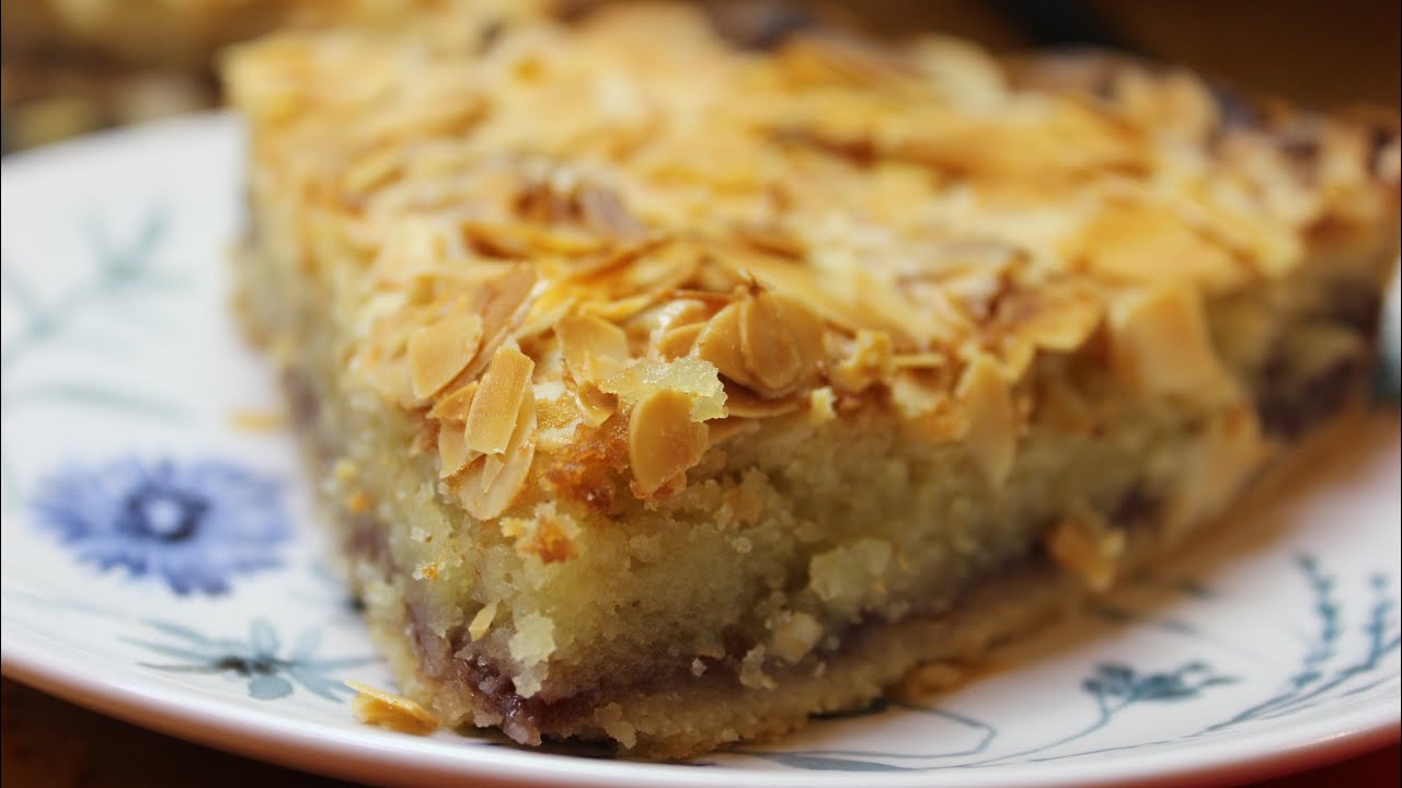 Juhli adventtia tällä herkullisella mantelispekulakakulla.