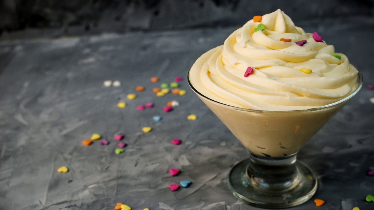 Espressokreemi: herkullinen idea joulun jälkiruokaksi.