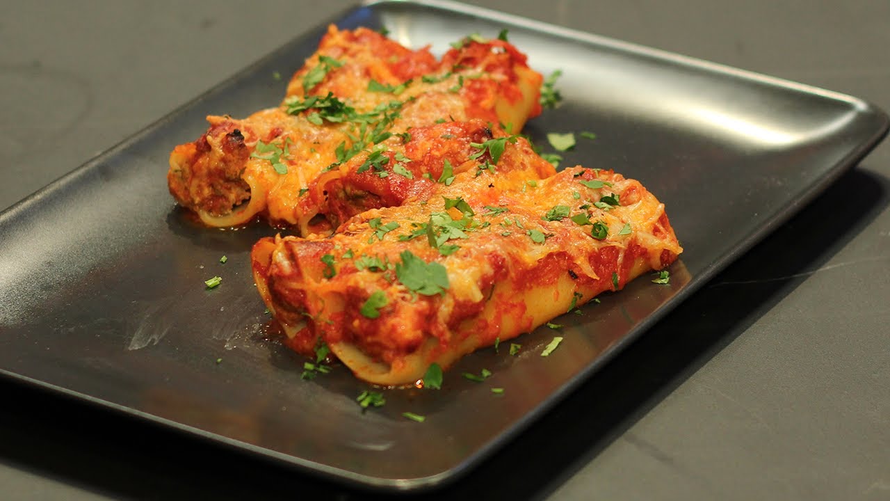 Perinteinen cannelloni-resepti Pyhän Stefanuksen päivän juhlistamiseksi, kuten Barcelonassa.