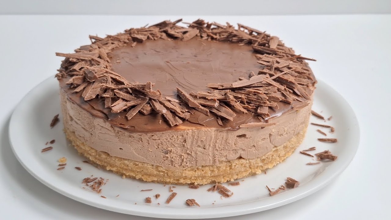 Chocoflan, eli ”mahdoton kakku”: salaisuus maagisen jälkiruoan takana, jossa kerrokset vaihtavat paikkaa uunissa.