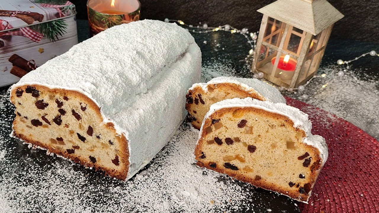 Tämä rahka- ja marsipaanistollen on pakollinen herkku jouluksi.