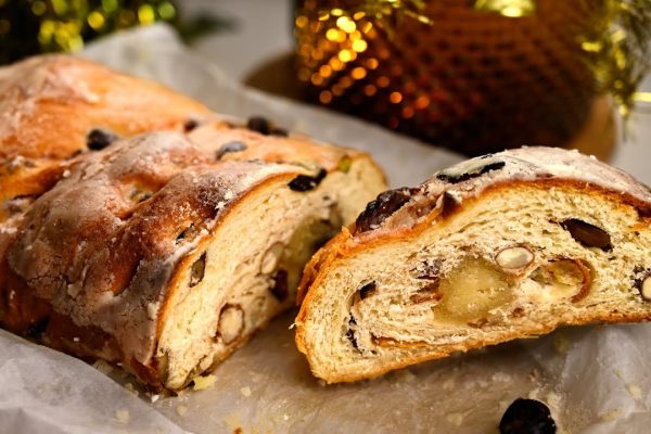 marsipaanistollen