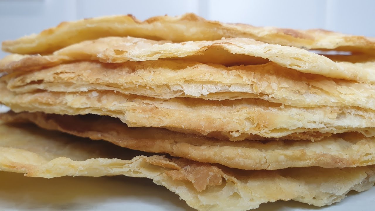 Kuinka valmistaa lehtitaikinainen roskon – helpoin ja nopein vaihtoehto kolmen kuninkaan päivän juhlistamiseen.