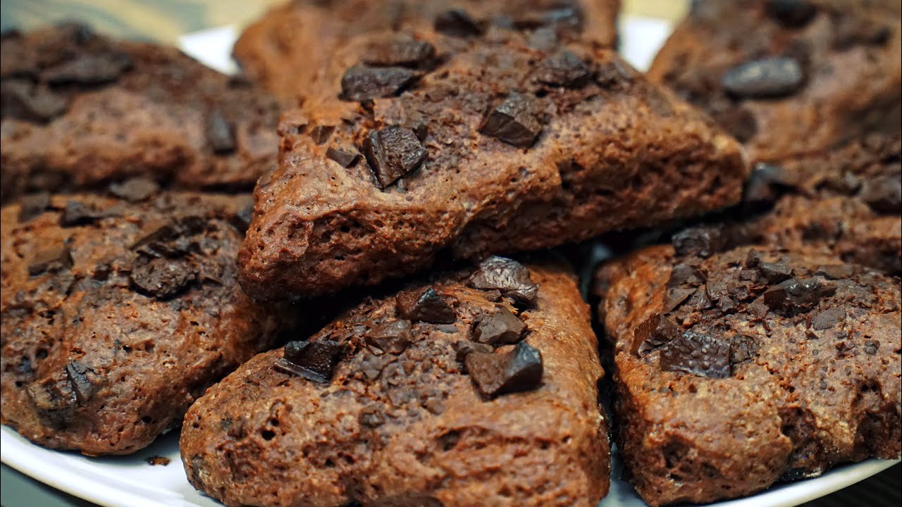 Leipä suklaalla, voilla ja suolalla: klassinen jälkiruoka.