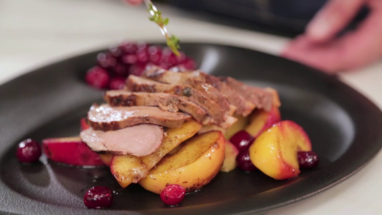 Ankanrinta ja marinoitu punakaali