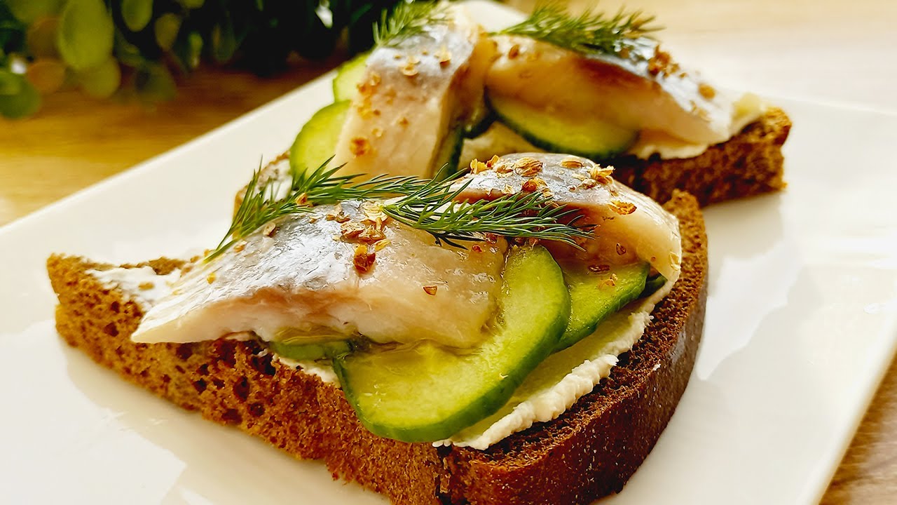 Ei vain öljyssä tai kermassa. Yhdistä jouluna valmistettu silli muihin lisäaineisiin, ja nautinnon mahdollisuudet ovat rajattomat.