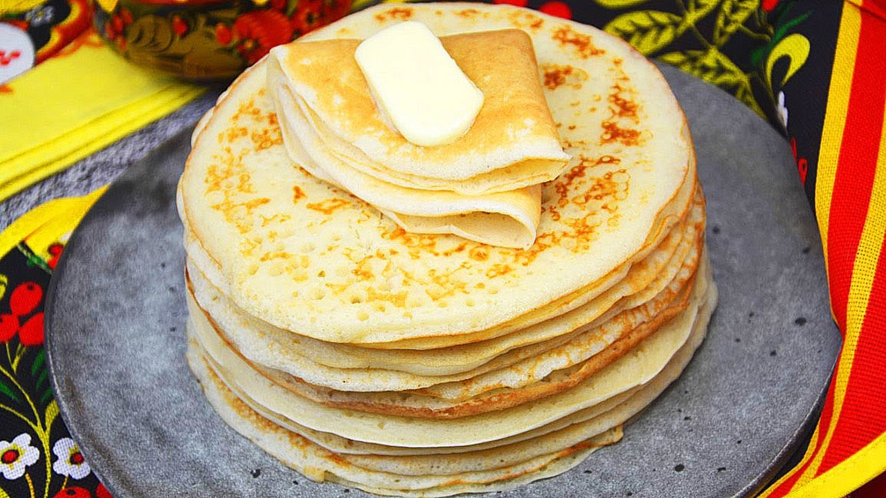 Aloittelijoille: kuinka tehdä pannukakkutornia jouluksi