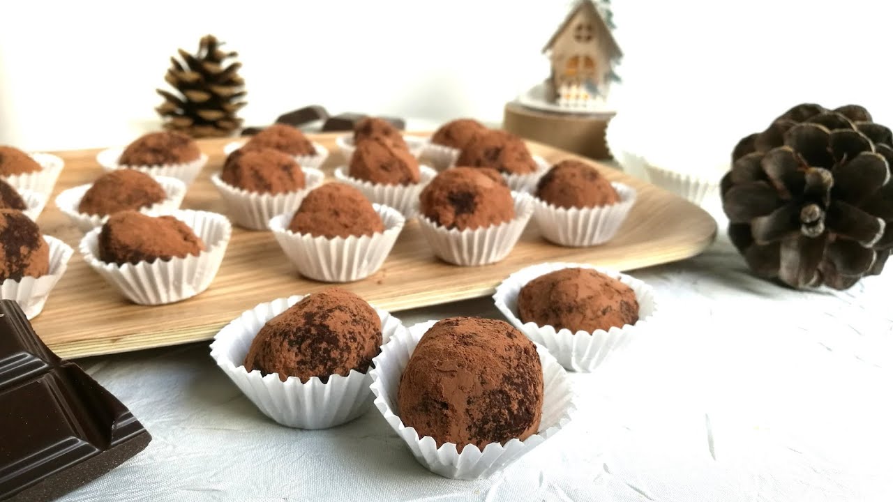 Porkkanakakun tryffelit ovat terveellisempi vaihtoehto juhlapöydän jälkiruokiin.