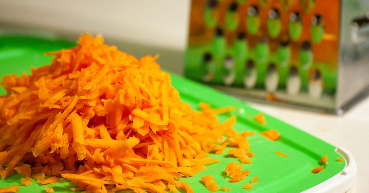 Voileivät sulatejuustolla ja porkkanalla