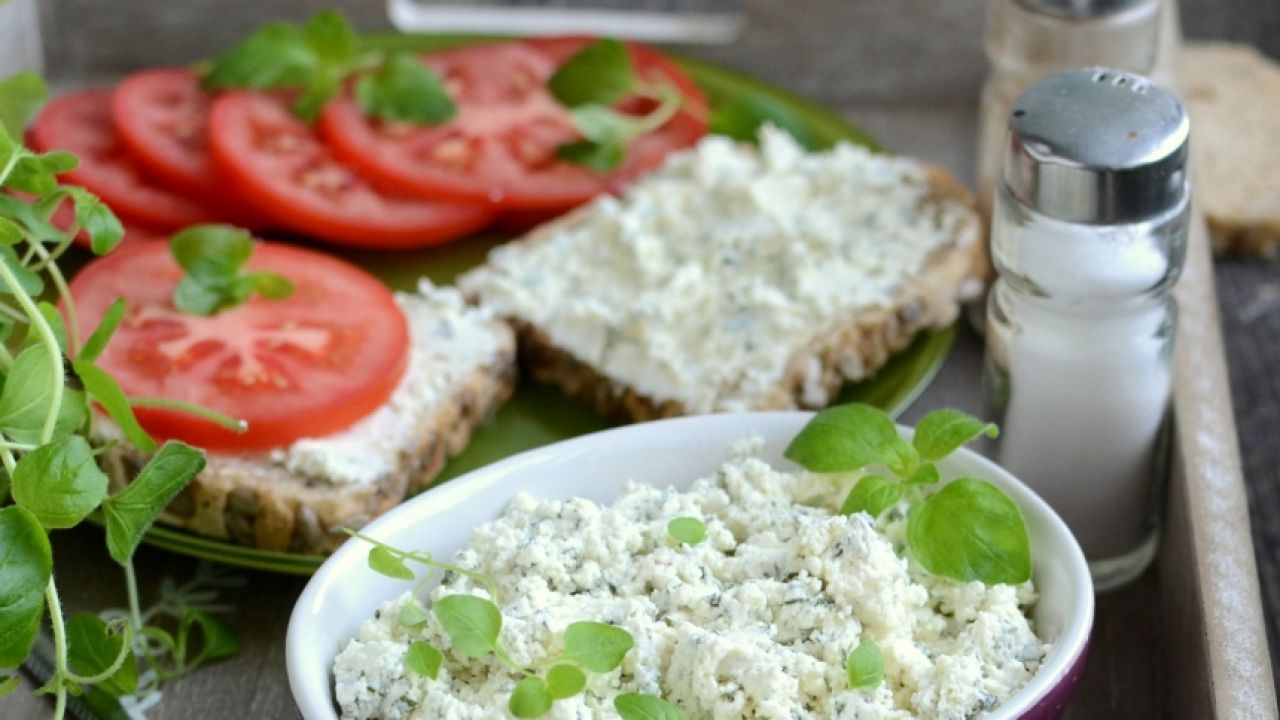 Paras lisä juustoon immuniteetin vahvistamiseksi. Yksi teelusikallinen riittää.