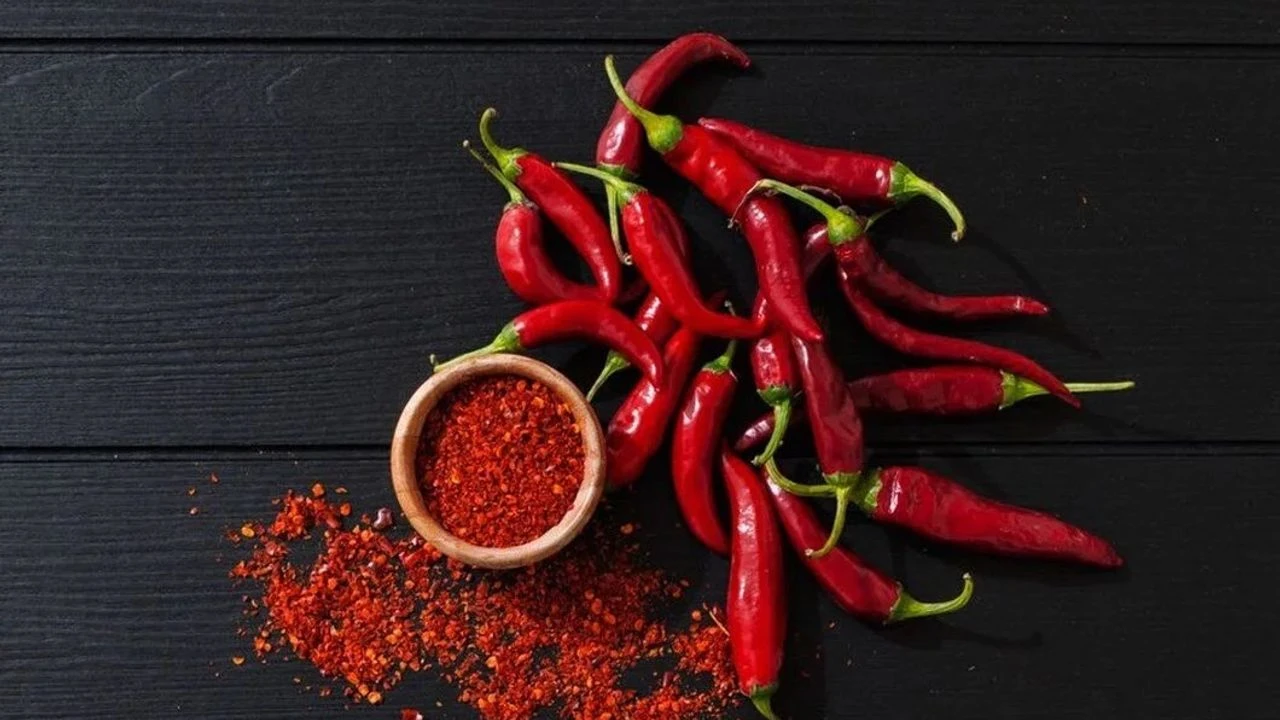 Älä säästä tätä maustetta talvella. Se lämmittää, parantaa verenkiertoa ja auttaa päänsärkyyn.