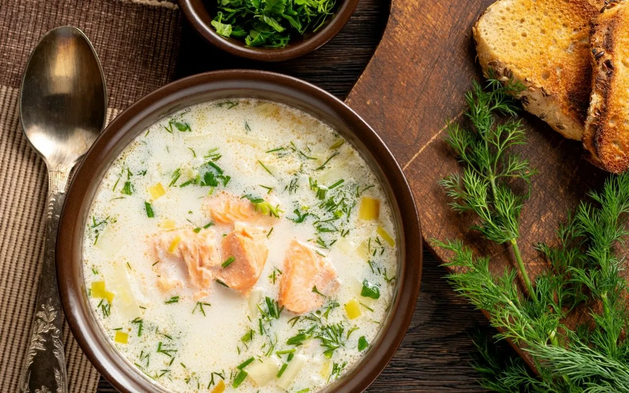 Viihtyisä kalakeitto juhlapäivien jälkeen