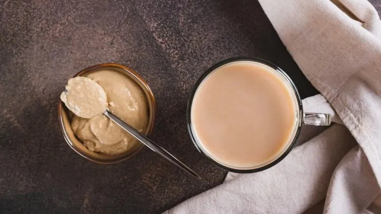 Tämän maan naiset juovat kahvia joka päivä. Kahvilla on pitkä jälkimaku, ja se johtuu yhdestä huomaamattomasta lisäaineesta.