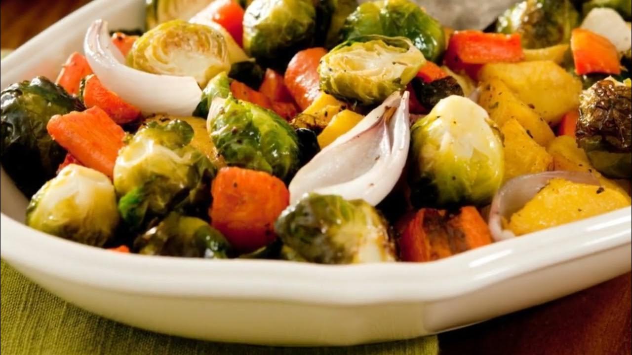 Paistettu ruusukaali ja perunat: täyttävä ruoka talveksi.