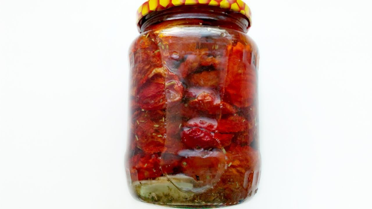 Kuinka valmistaa kuivattuja tomaatteja: 5 ainesosan hillokkeen resepti muutamassa vaiheessa