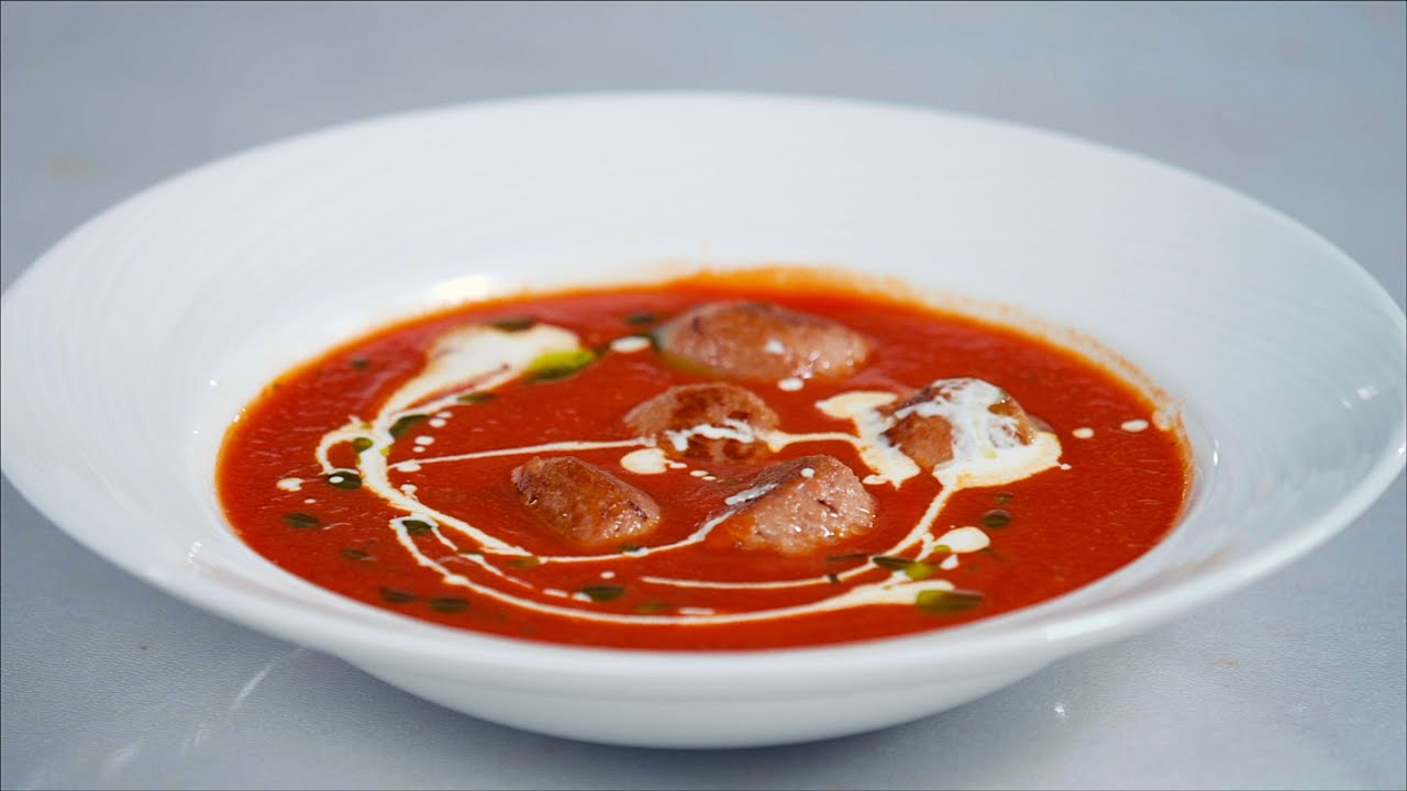 Lämmin, kevyt ja rauhoittava. Täydellinen keitto huonoon päivään.