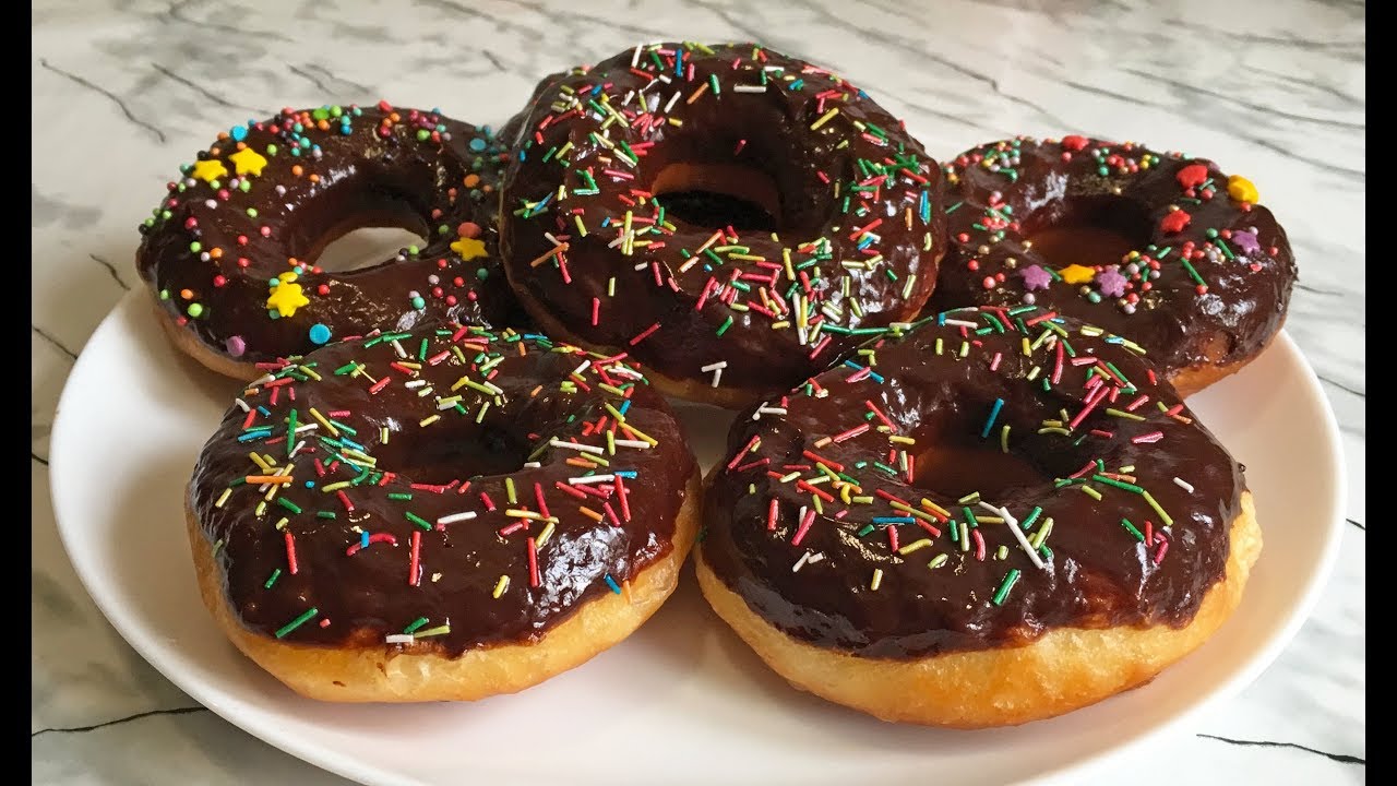 Resepti, joka on joulun viimeinen silaus: donitsit ja nougat-täyte Hiichonasta.