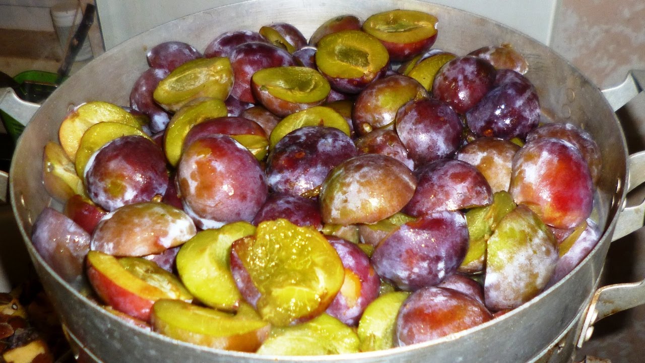 Lisään ruokalusikallisen hunajaa ja juon tätä mehua joka päivä. Se on paras mehu ummetukseen ja suoliston toiminnan normalisointiin.