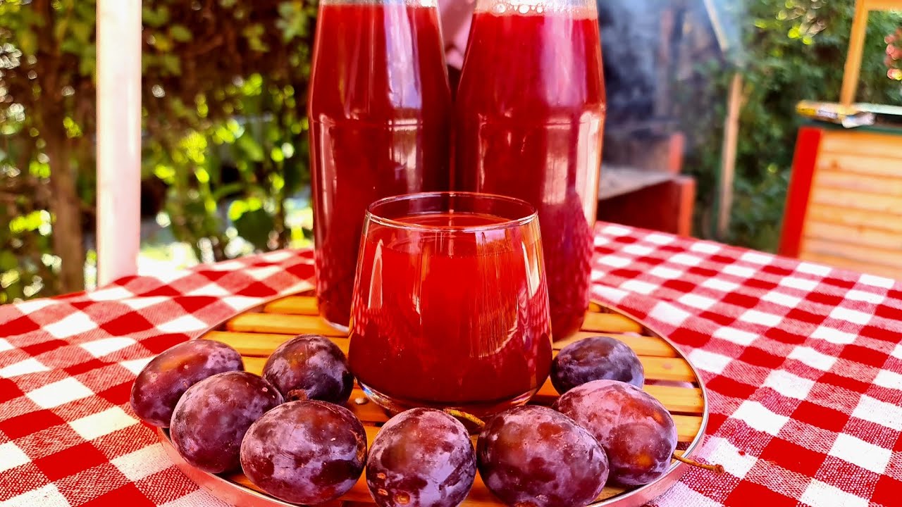 Lisään ruokalusikallisen hunajaa ja juon tätä mehua joka päivä. Se on paras mehu ummetukseen ja suoliston toiminnan normalisointiin.