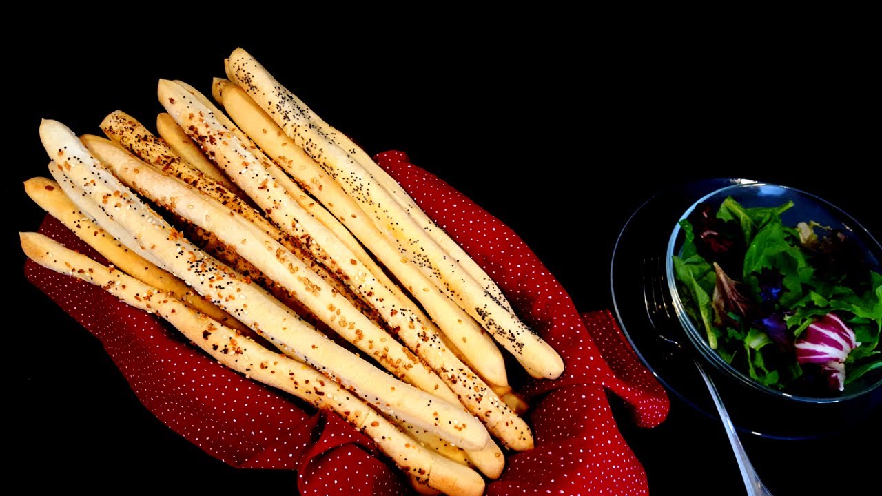 Muutan tavalliset leipätikkuja suklaaherkkuiksi muutamalla sentillä. Tarvitsen siihen vain kolme ainesosaa.